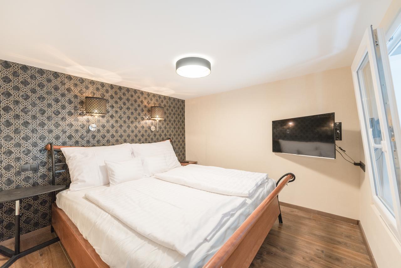 Apartment In Andrassy Avenue Будапеща Екстериор снимка